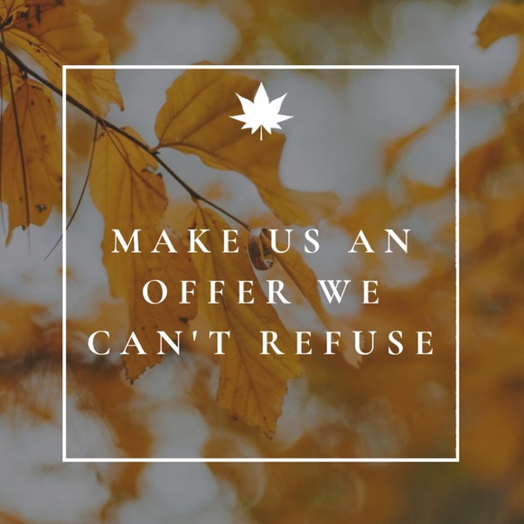 Time to clear out our closet. Like? Please tap Buy Now, or make a fair offer. 🌺 - Picture 1 of 1